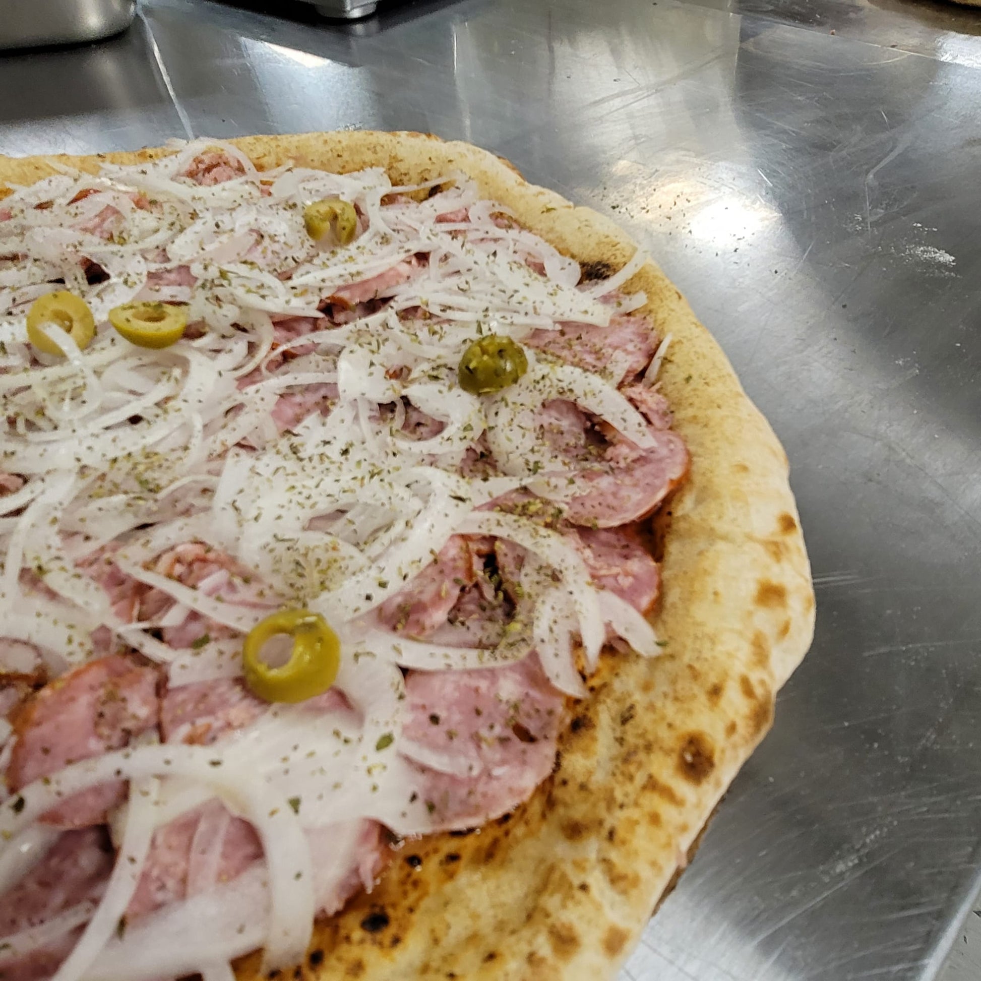 Calabresa Sausage Pizza 12" Carine Cuisine